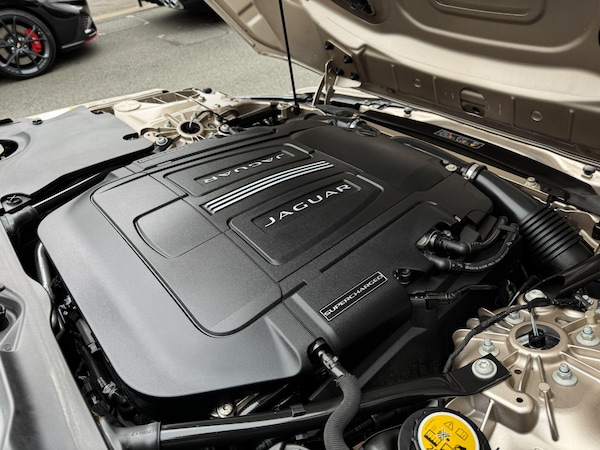Used Jaguar F-Type 2019 for sale - 75634422: Photo 55