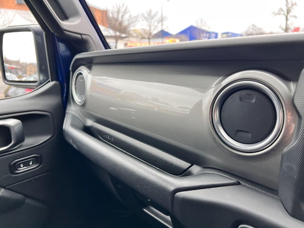 Used Jeep Wrangler 2020 for sale - 76307214: Photo 58