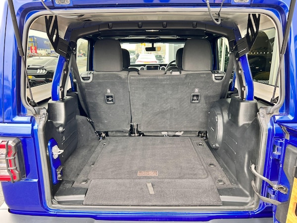Used Jeep Wrangler 2020 for sale - 76307214: Photo 74