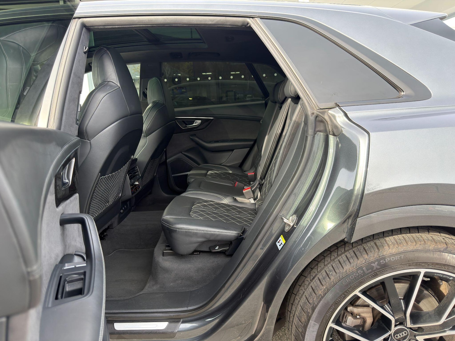 Used Audi Q8 2023 for sale - 78184783: Photo 21