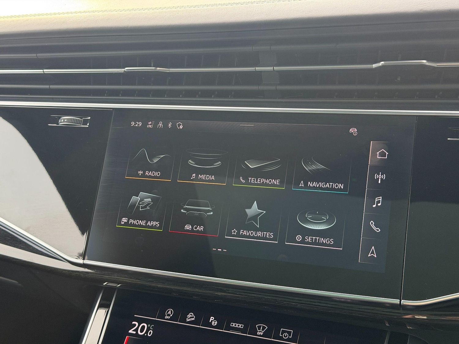 Used Audi Q8 2023 for sale - 78184783: Photo 32