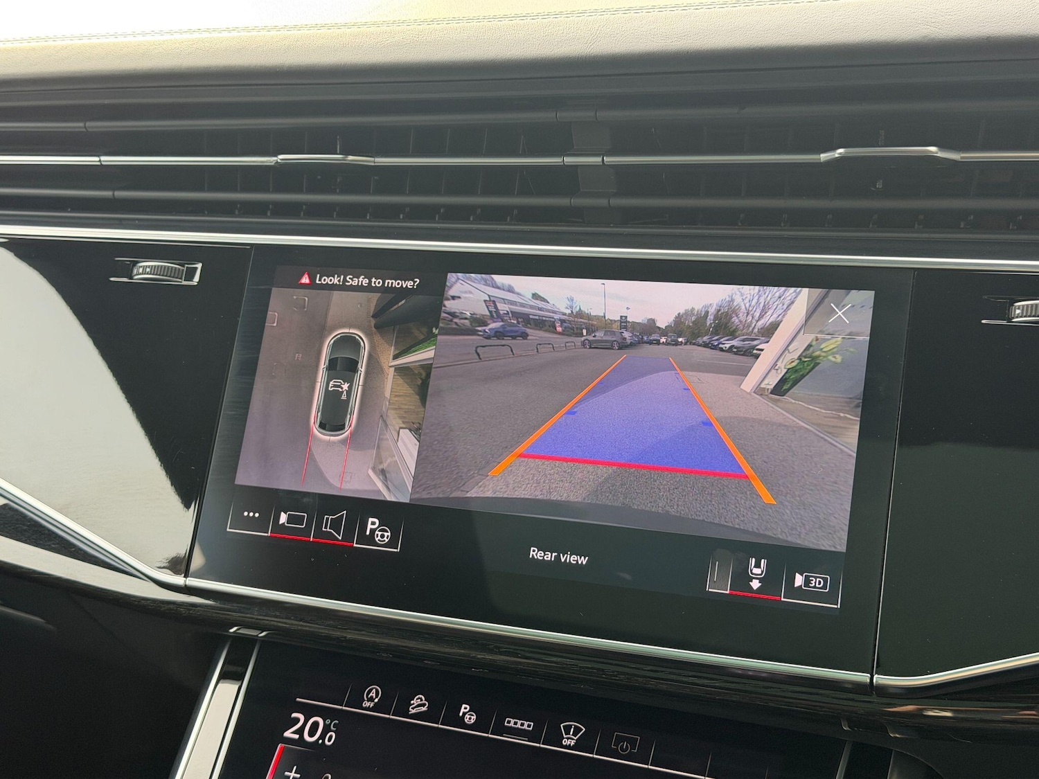 Used Audi Q8 2023 for sale - 78184783: Photo 44