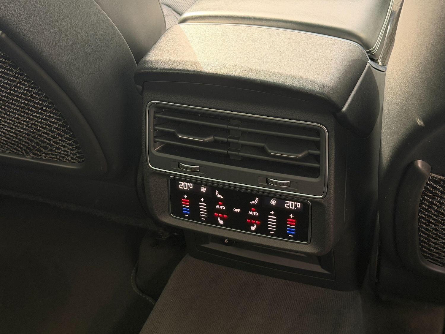 Used Audi Q8 2023 for sale - 78184783: Photo 50