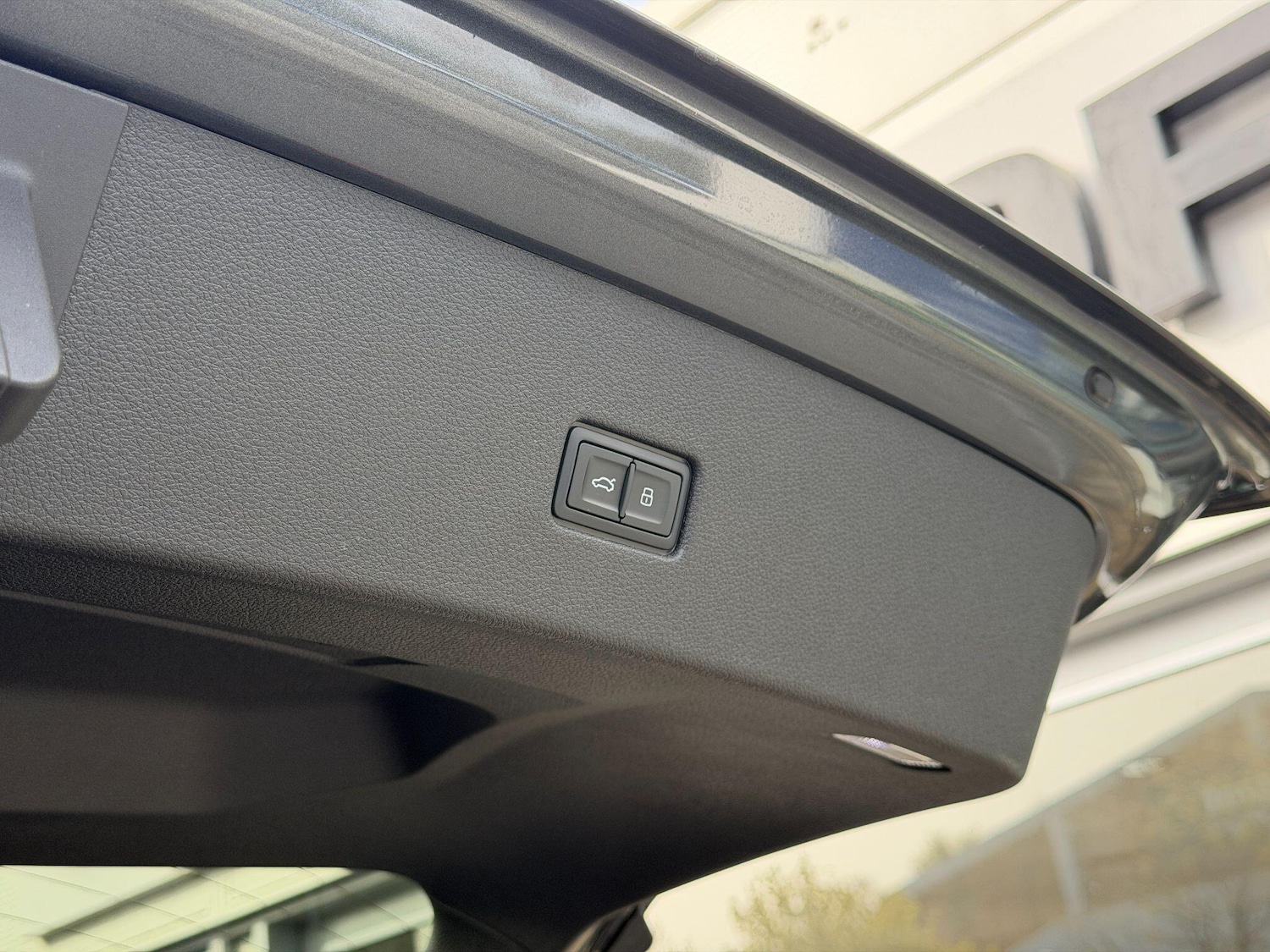 Used Audi Q8 2023 for sale - 78184783: Photo 63