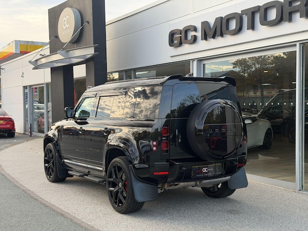 Used Land Rover Defender 2025 for sale - 76239793: Photo 6