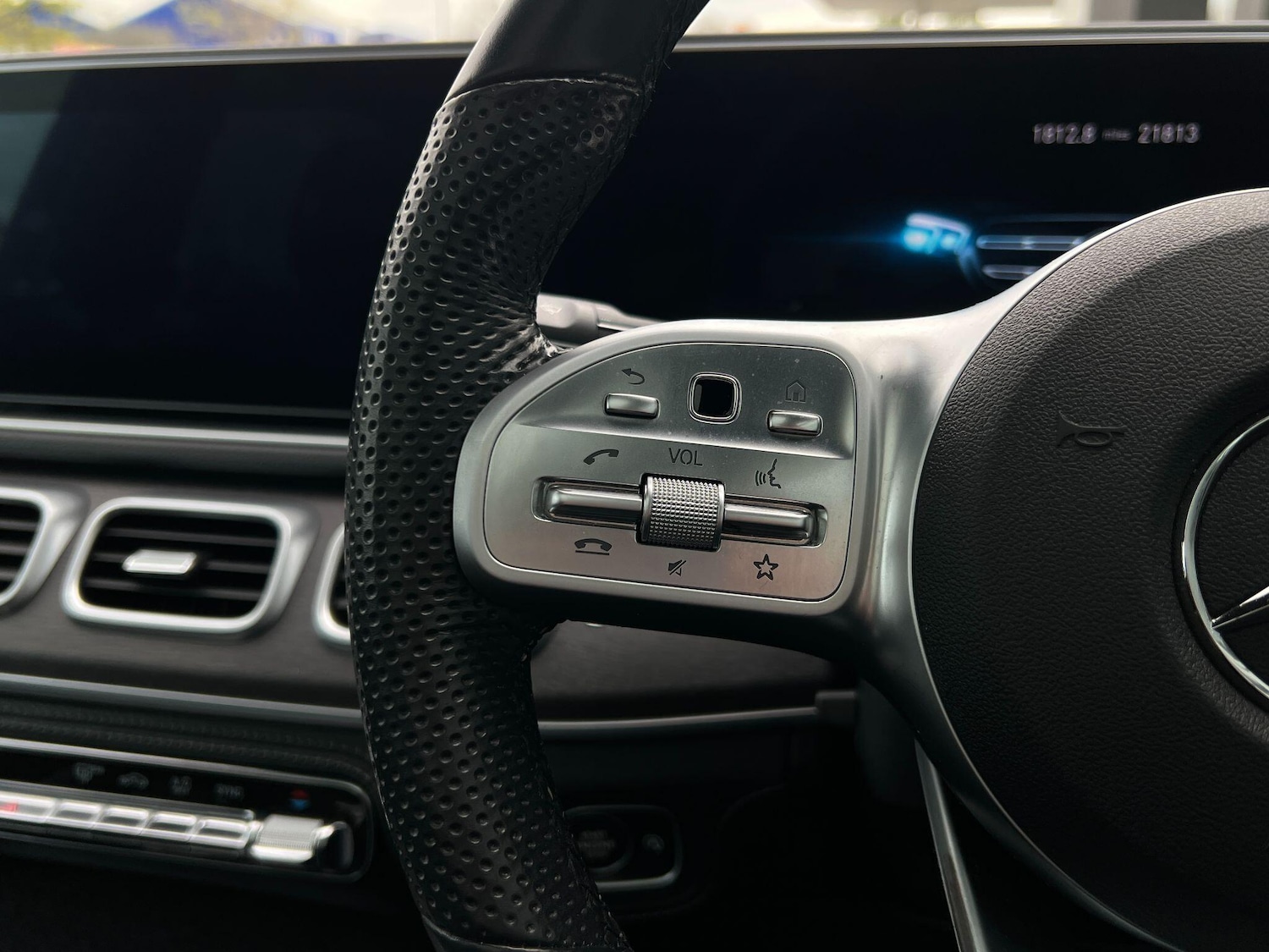 Used Mercedes-Benz GLS for sale - 77646211: Photo 21