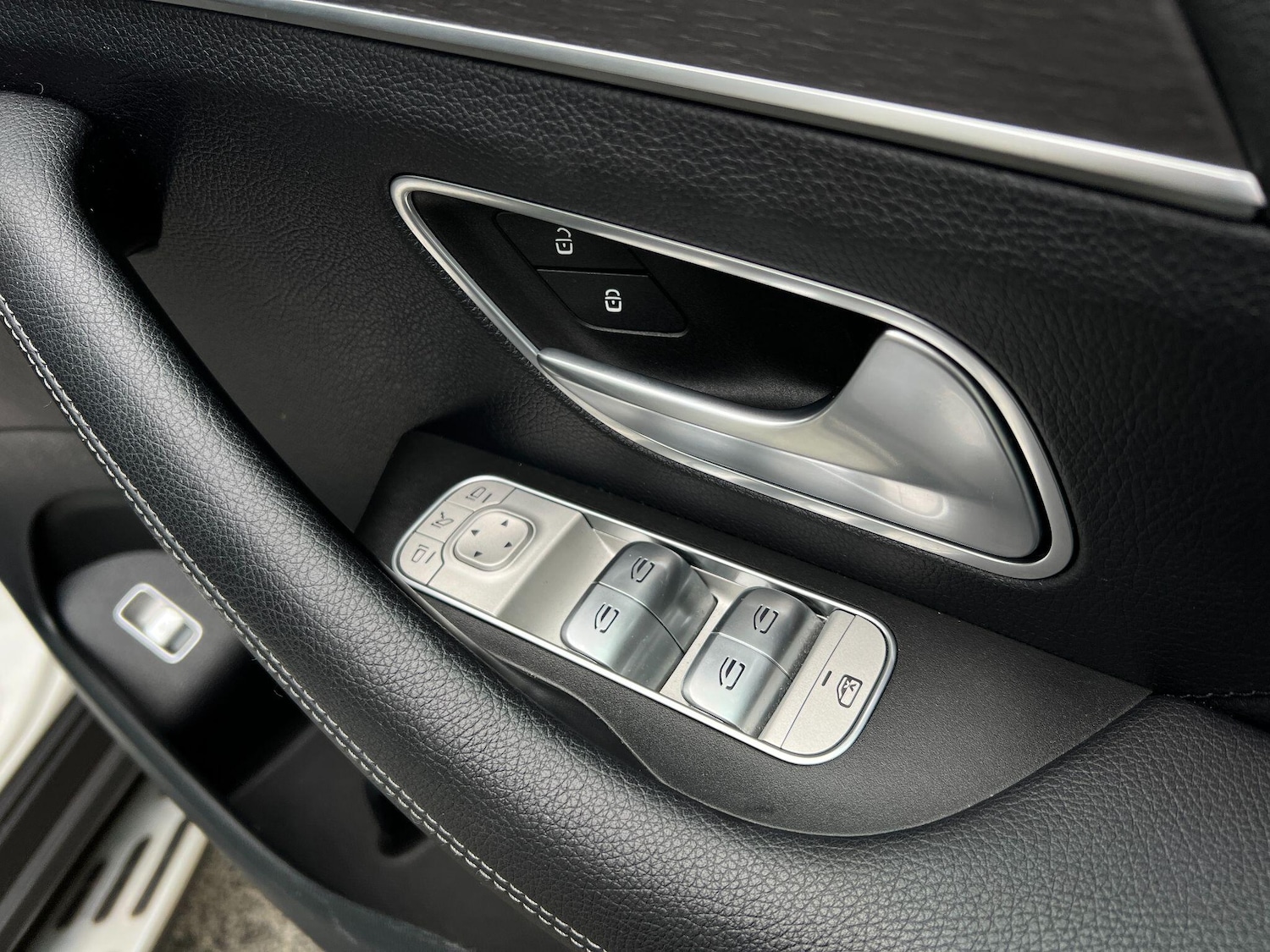 Used Mercedes-Benz GLS for sale - 77646211: Photo 25