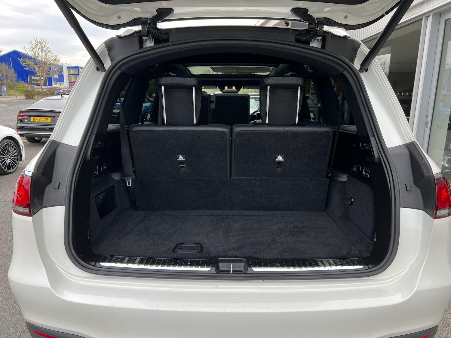 Used Mercedes-Benz GLS for sale - 77646211: Photo 70