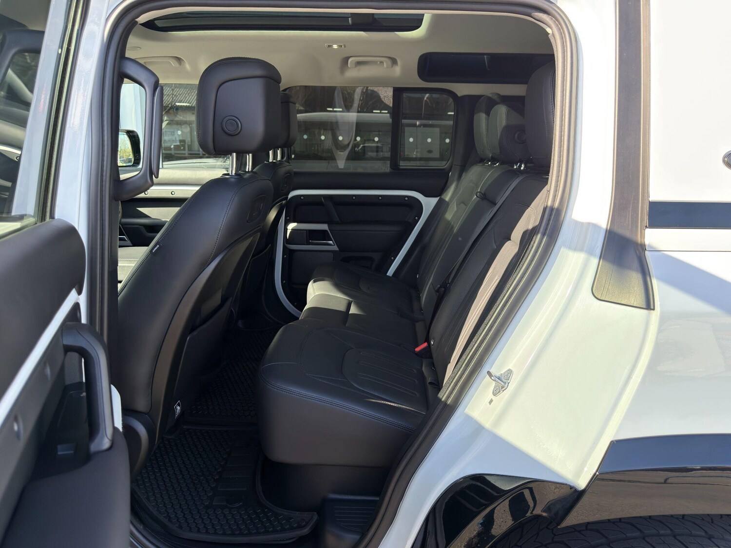 Used Land Rover Defender 110 2021 for sale - 77926275: Photo 29