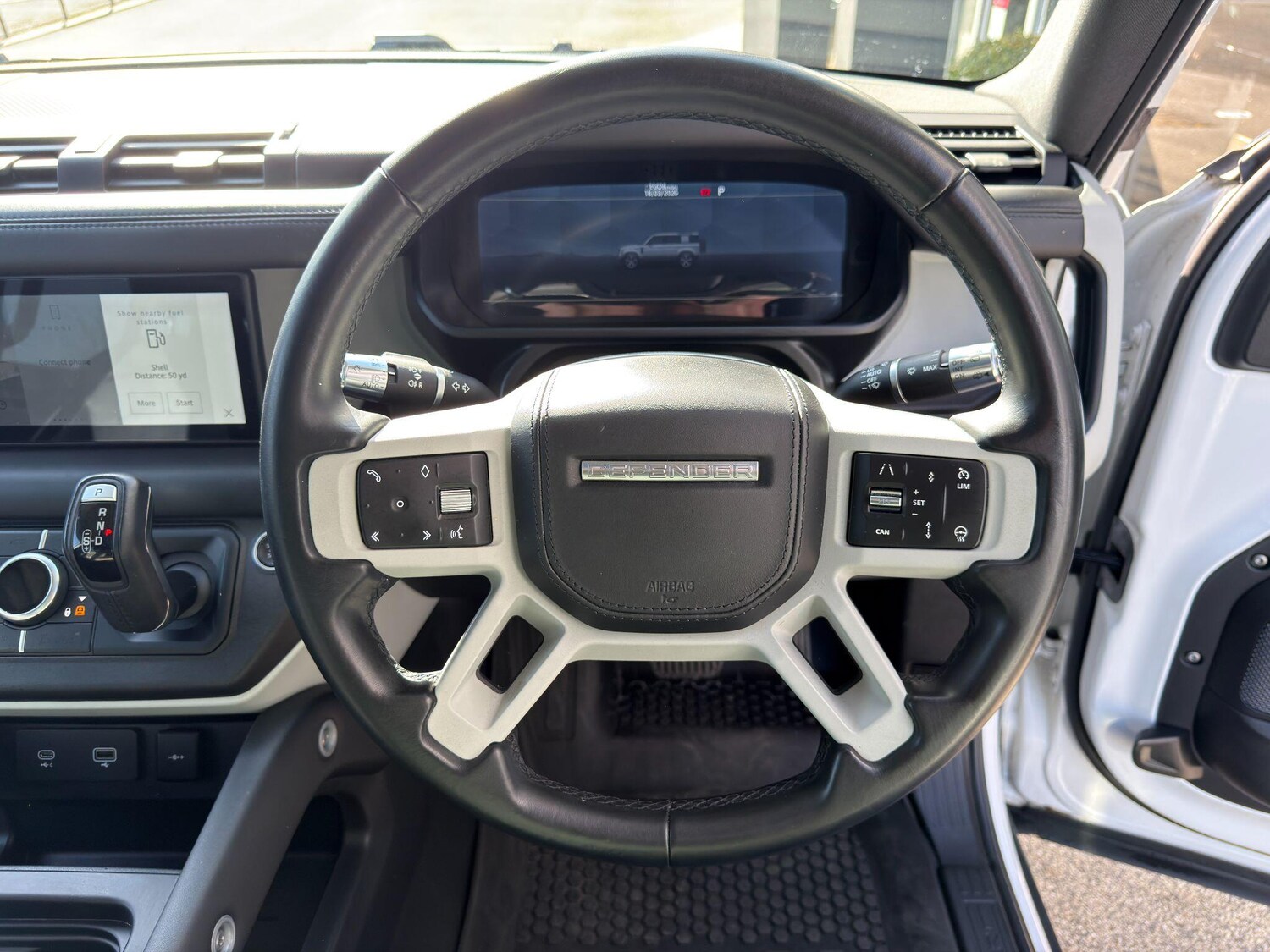 Used Land Rover Defender 110 2021 for sale - 77926275: Photo 32