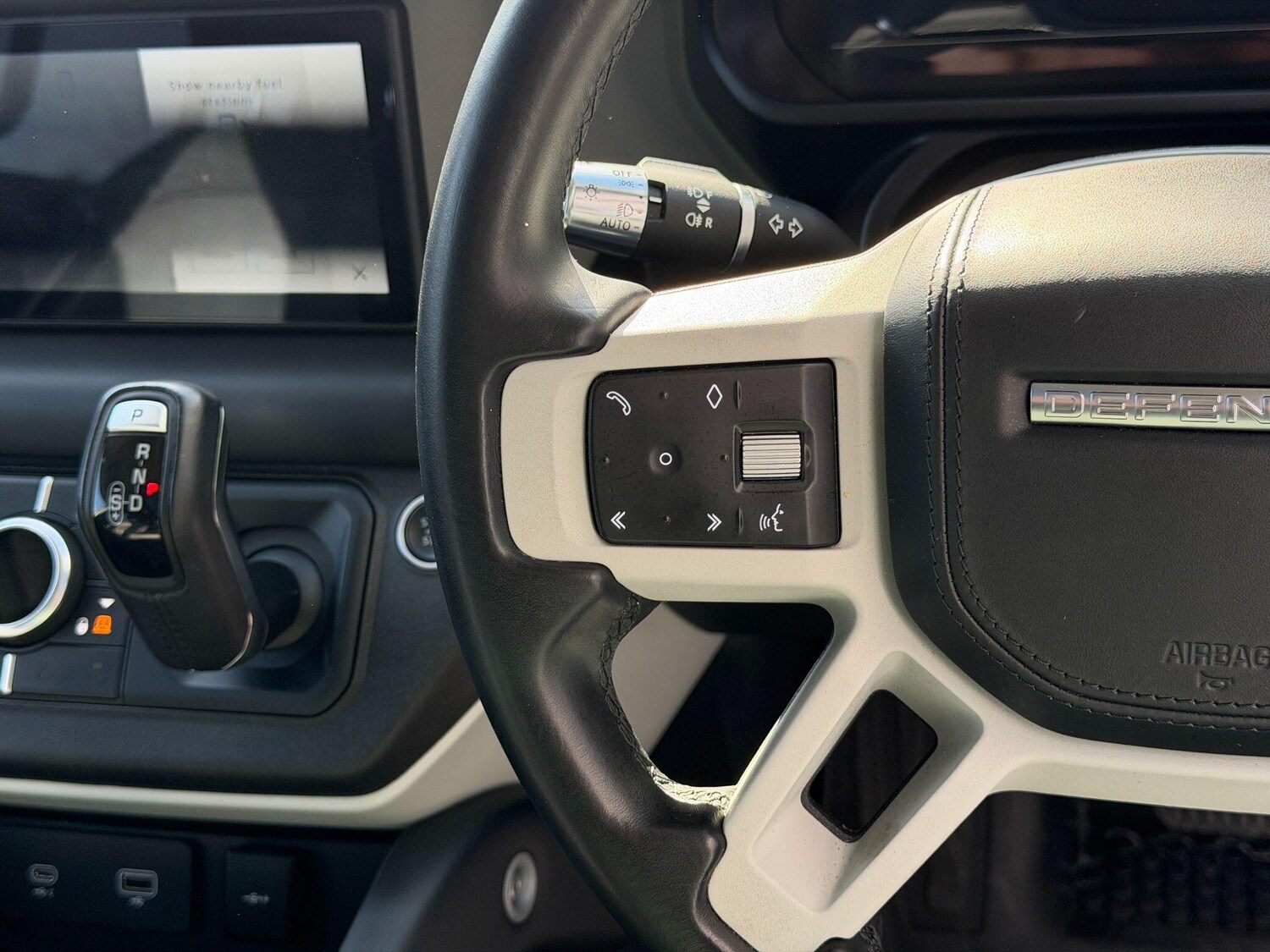 Used Land Rover Defender 110 2021 for sale - 77926275: Photo 33