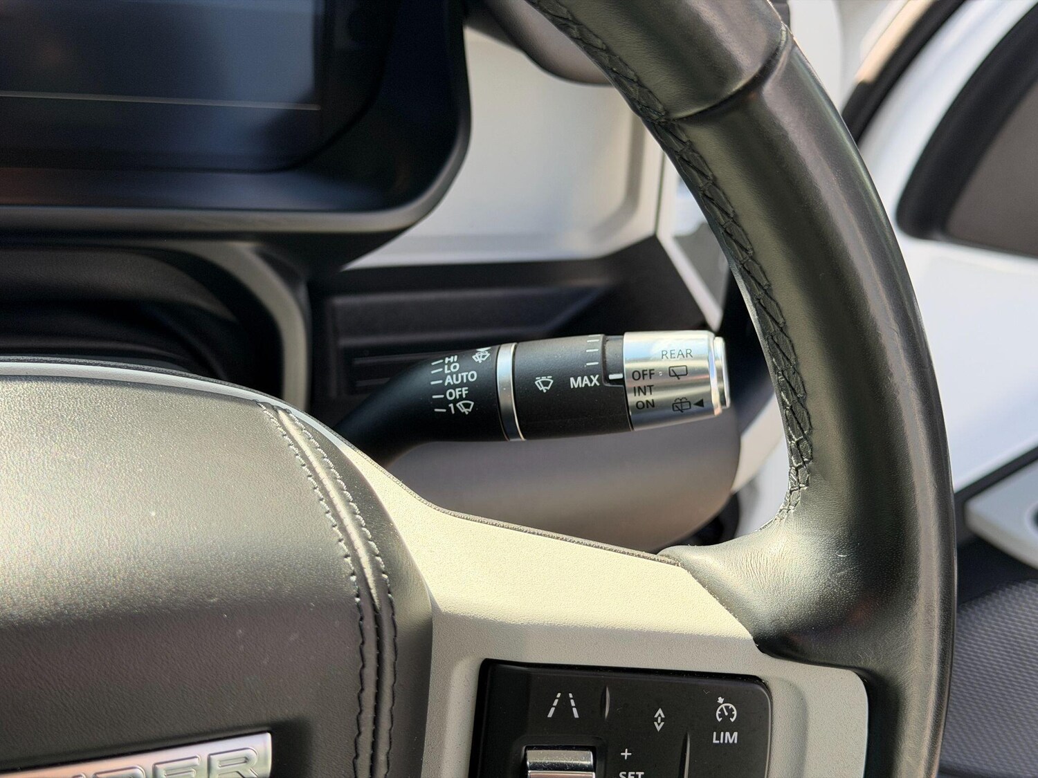 Used Land Rover Defender 110 2021 for sale - 77926275: Photo 36