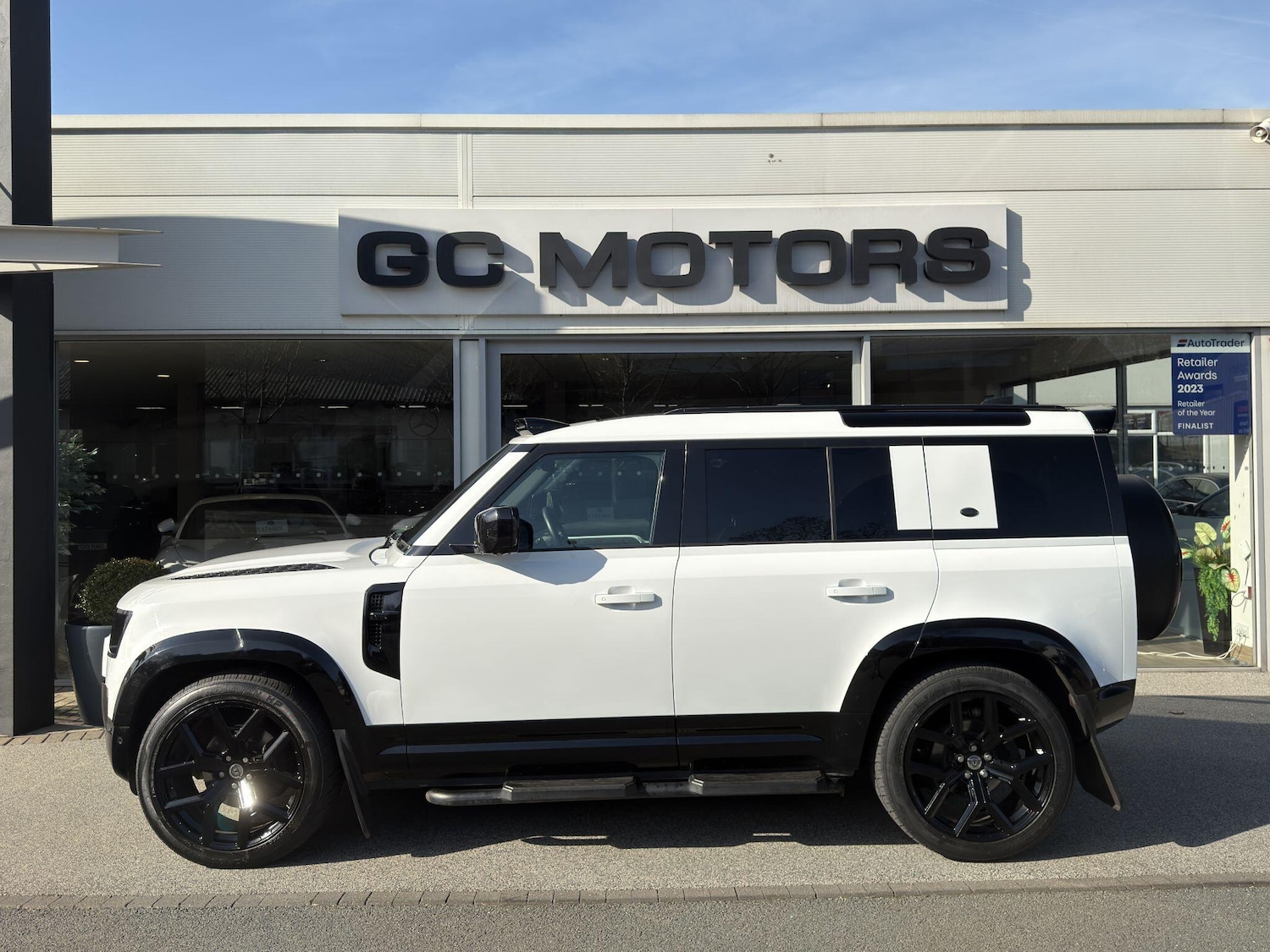 Used Land Rover Defender 110 2021 for sale - 77926275: Photo 4