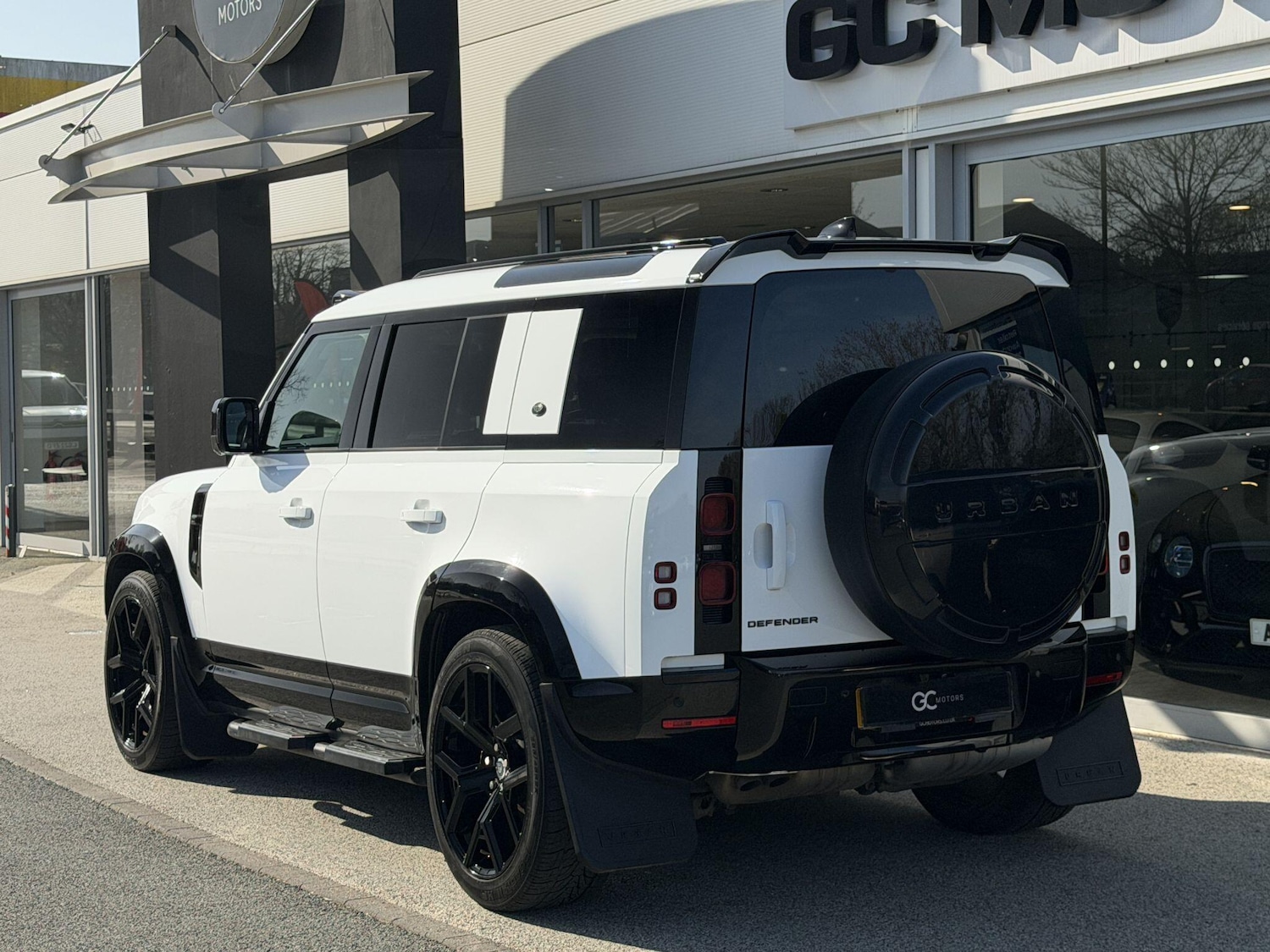 Used Land Rover Defender 110 2021 for sale - 77926275: Photo 5