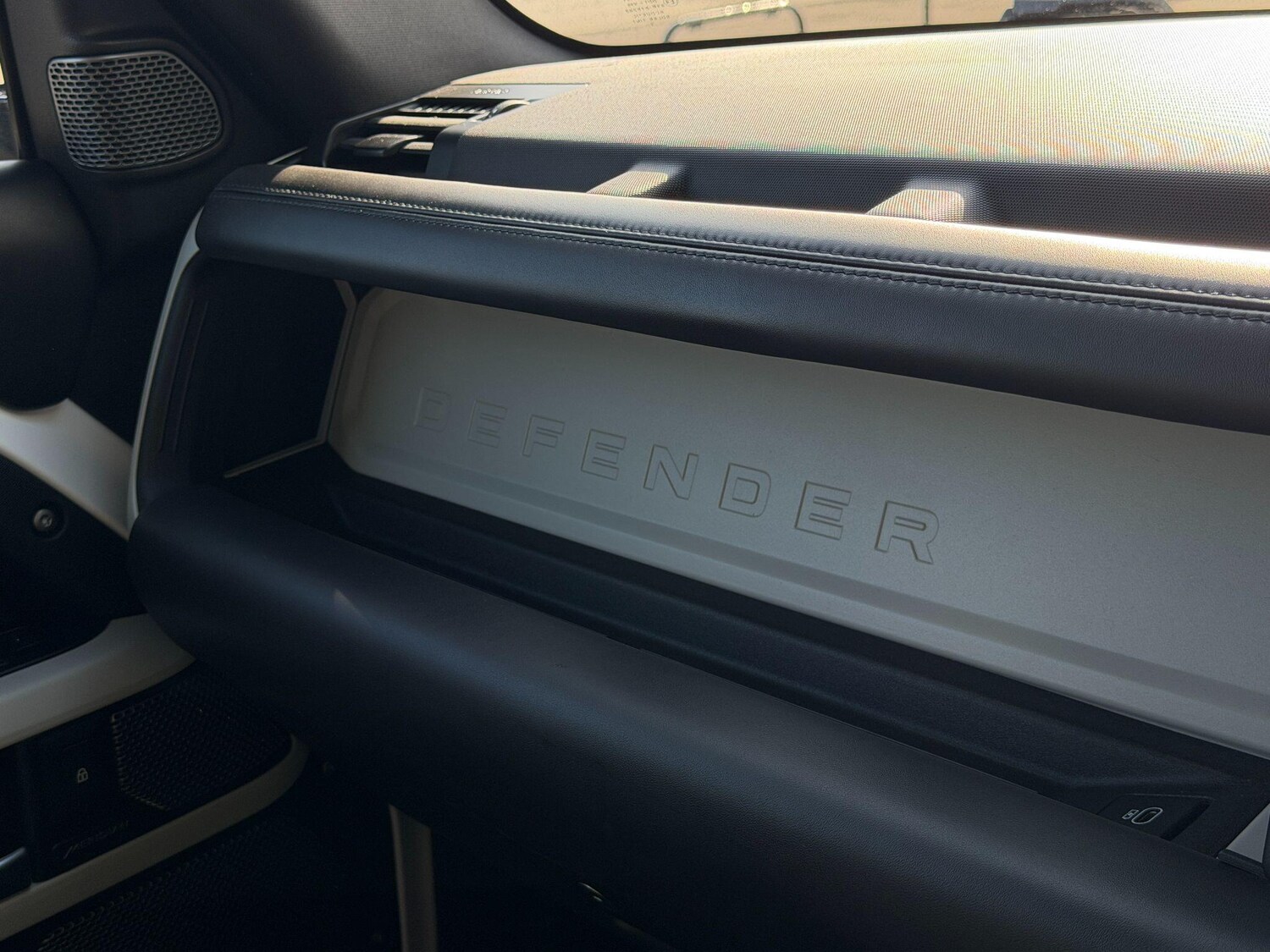 Used Land Rover Defender 110 2021 for sale - 77926275: Photo 52