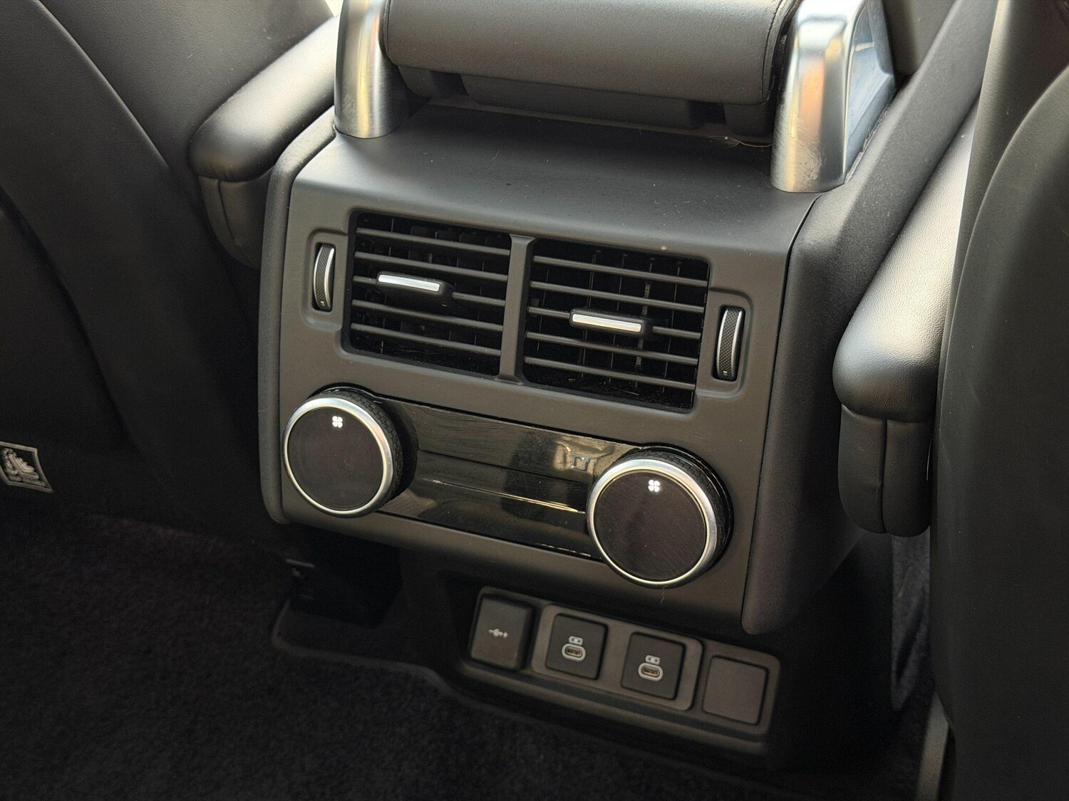 Used Land Rover Discovery 2023 for sale - 76899416: Photo 48