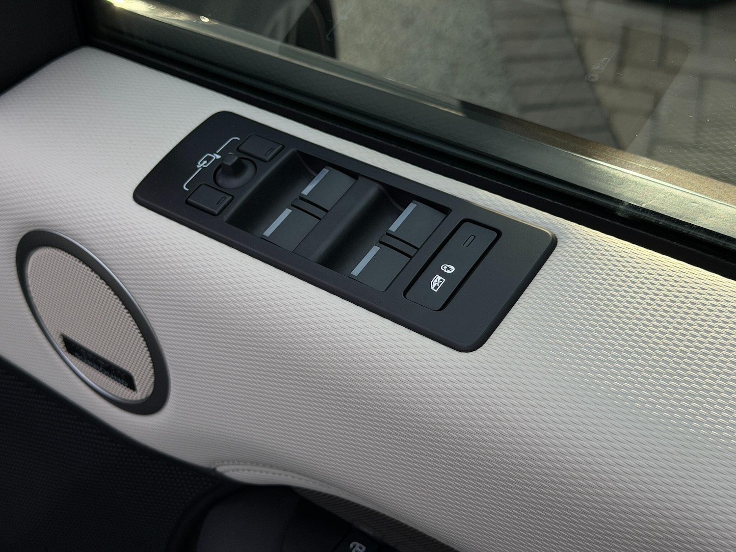 Used Land Rover Discovery 2023 for sale - 76899416: Photo 52