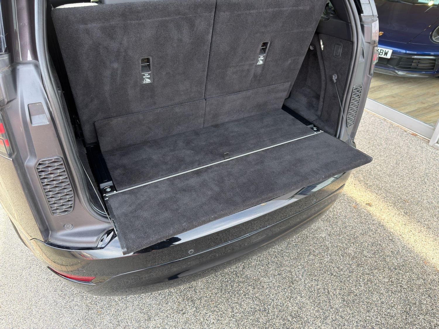 Used Land Rover Discovery 2023 for sale - 76899416: Photo 63