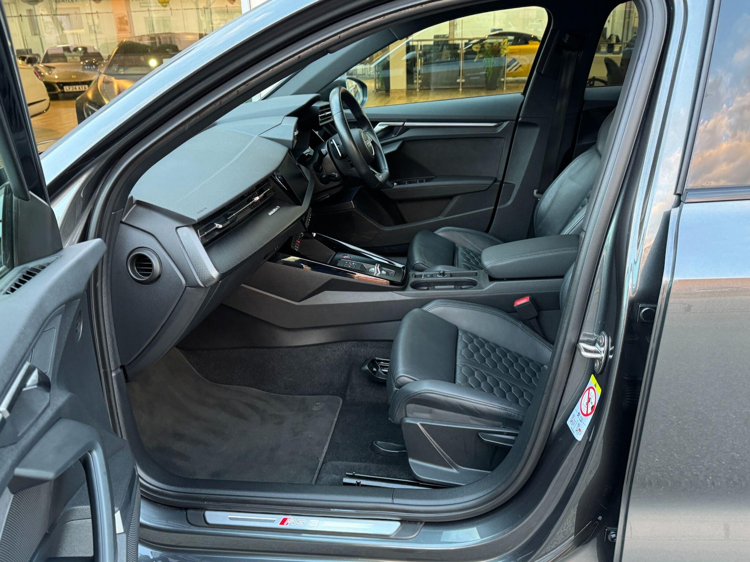 Used Audi RS3 2022 for sale - 76398402: Photo 17