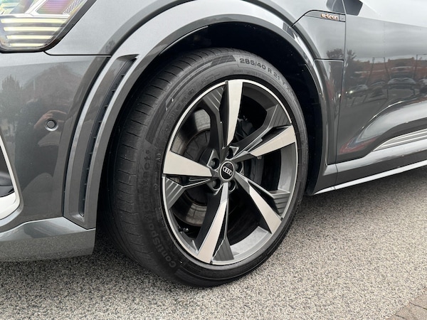 Used Audi e-tron S 2021 for sale - 76200007: Photo 60