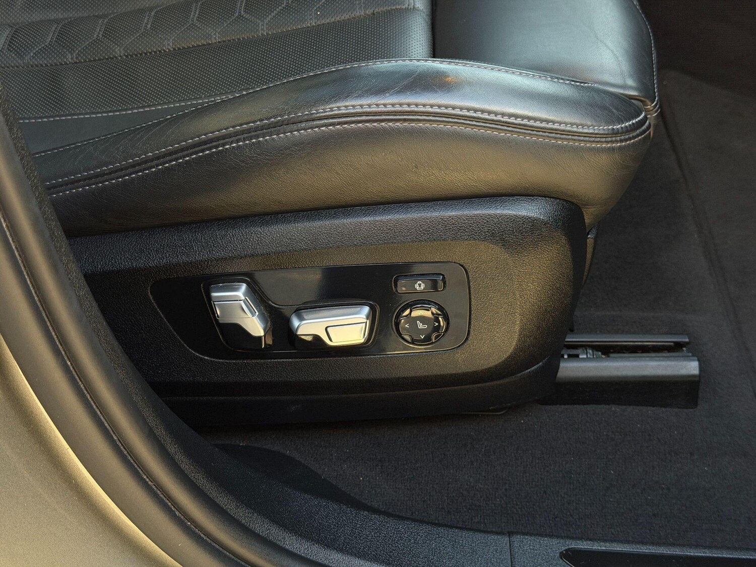 Used BMW x6 M 2021 for sale - 77575417: Photo 34