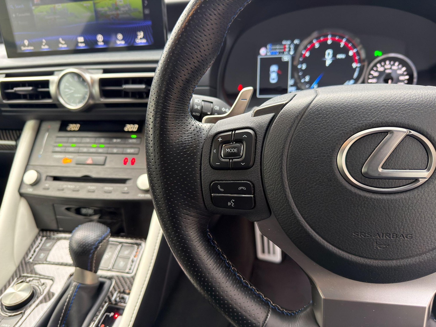 Used Lexus RC 2023 for sale - 76606878: Photo 22