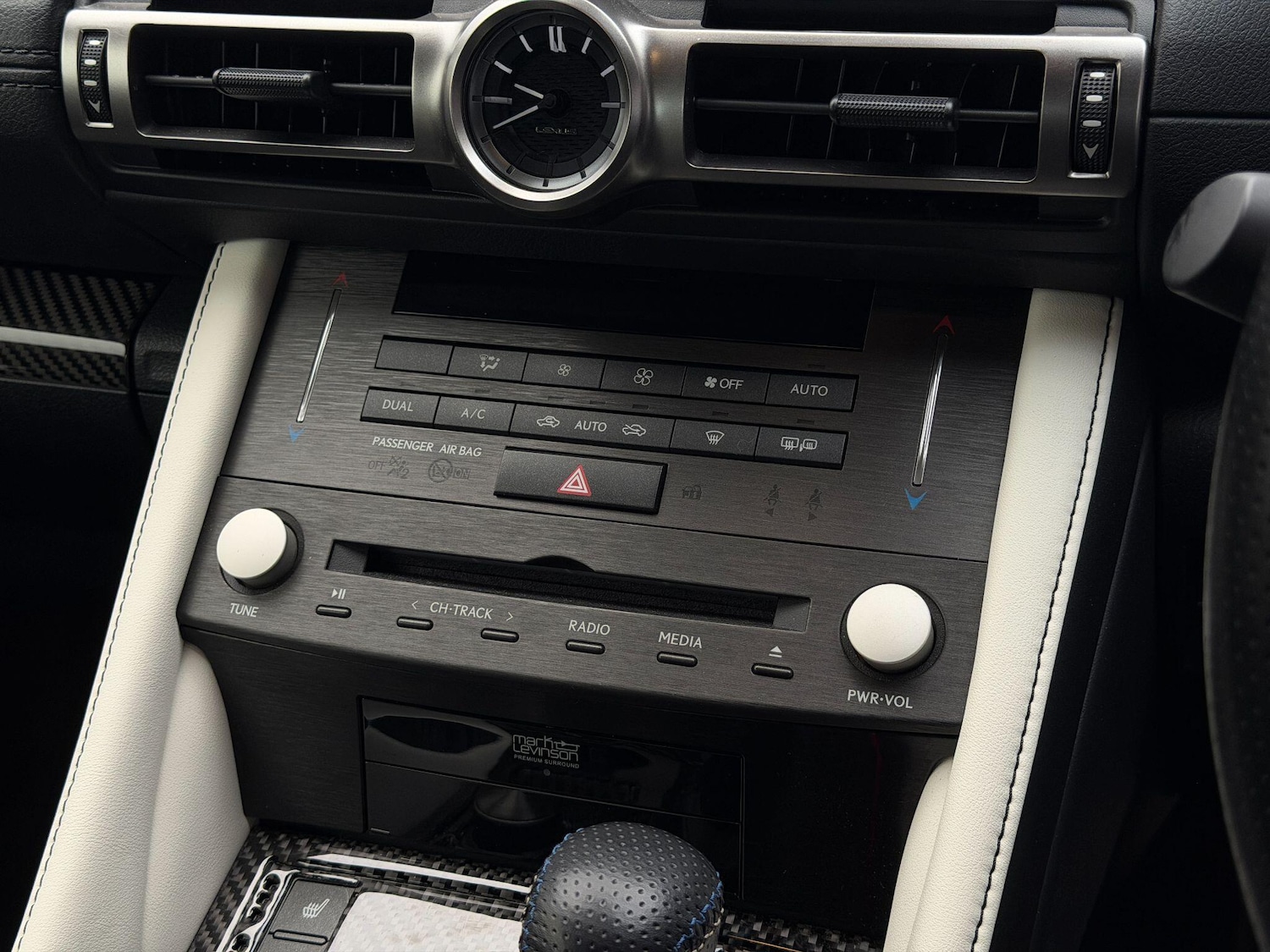 Used Lexus RC 2023 for sale - 76606878: Photo 36