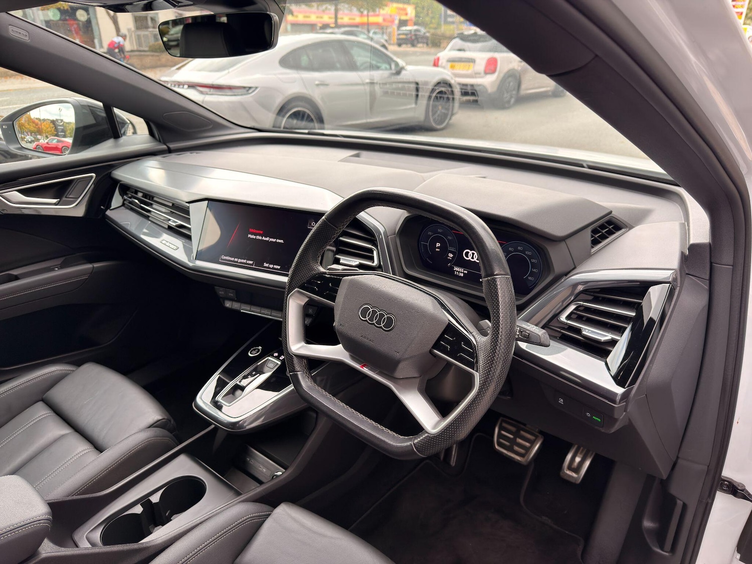 Used Audi Q4 e-tron 2023 for sale - 76085269: Photo 12