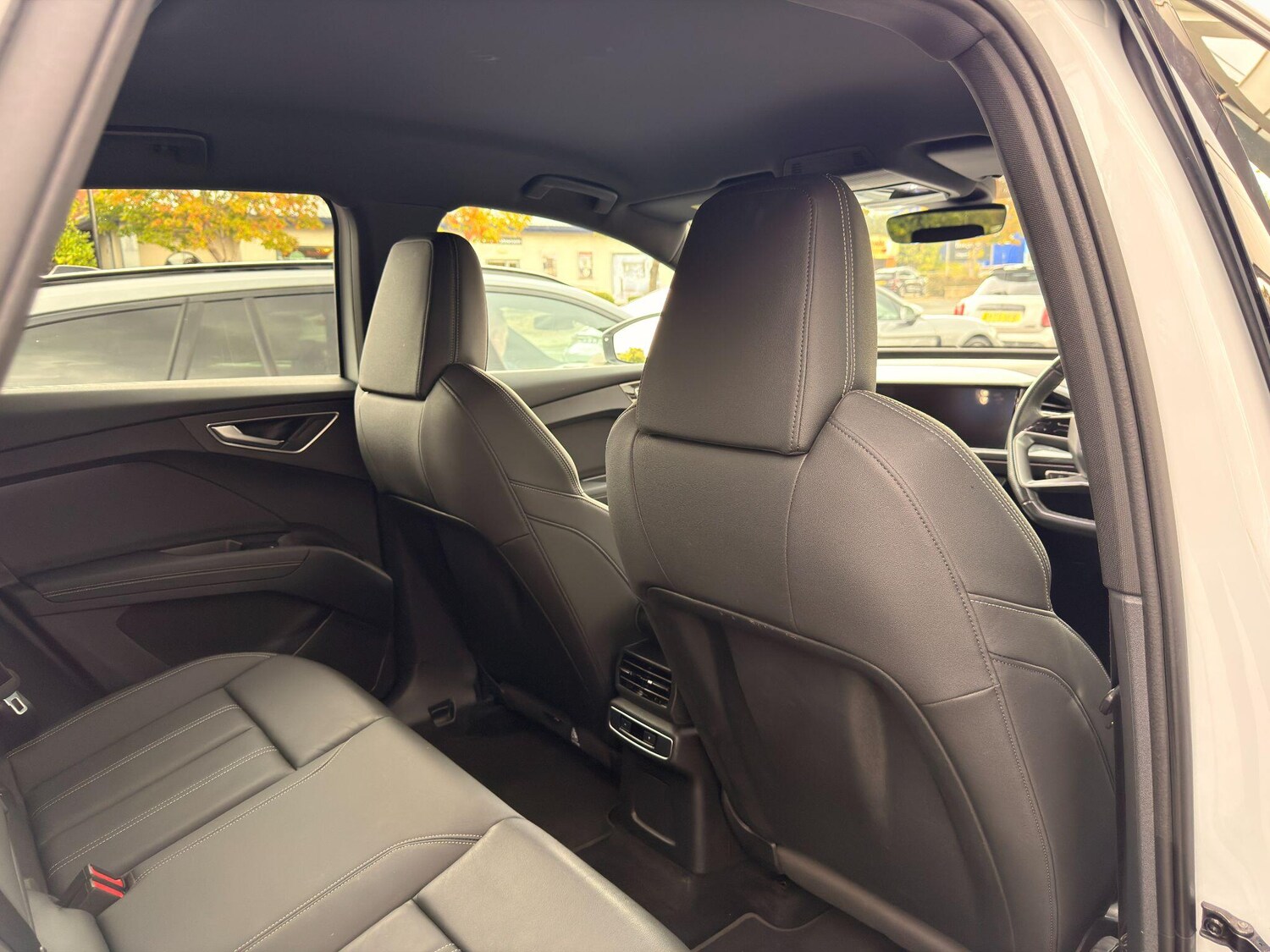 Used Audi Q4 e-tron 2023 for sale - 76085269: Photo 19