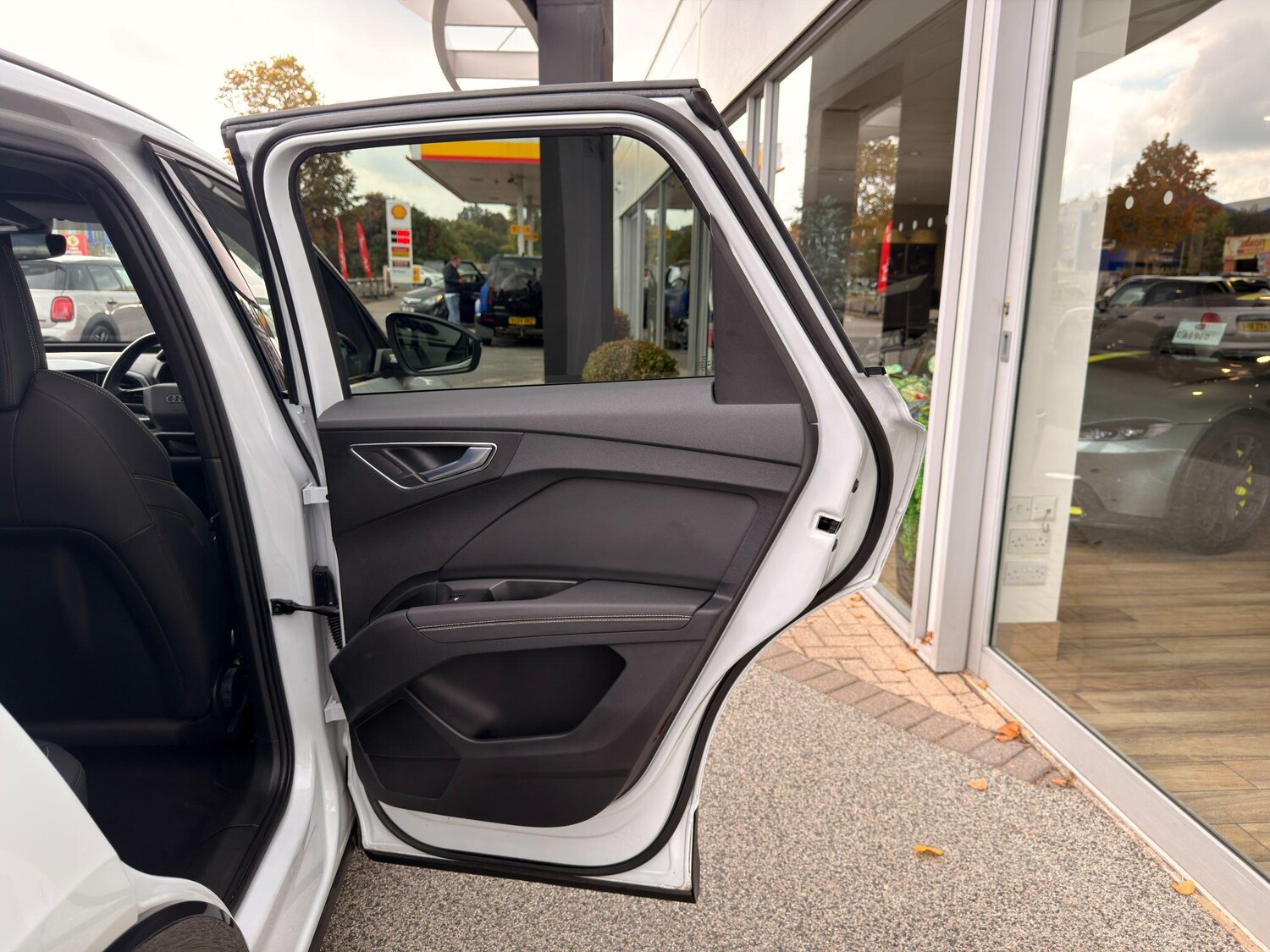 Used Audi Q4 e-tron 2023 for sale - 76085269: Photo 49