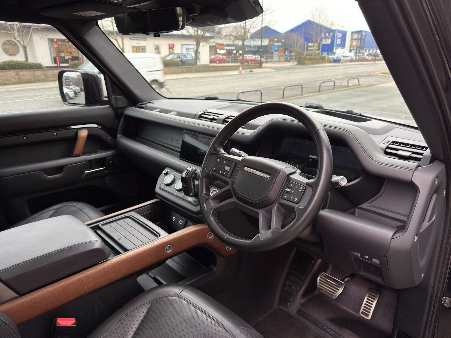 Used Land Rover Defender 90 2021 for sale - 77412081: Photo 17