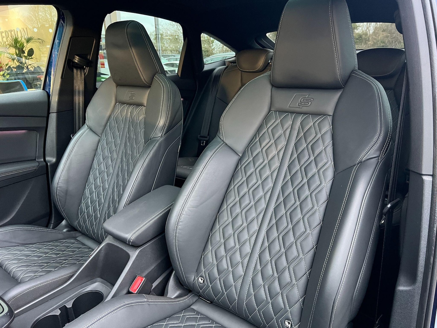 Used Audi Q4 e-tron 2024 for sale - 77066926: Photo 16