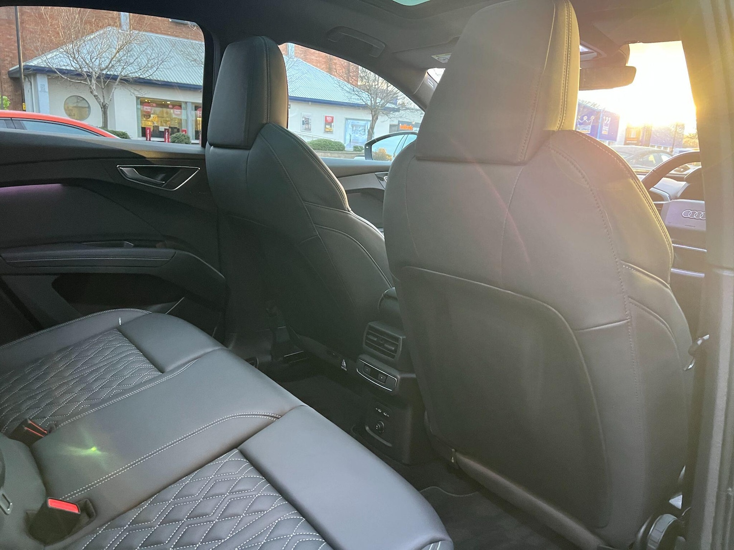 Used Audi Q4 e-tron 2024 for sale - 77066926: Photo 22