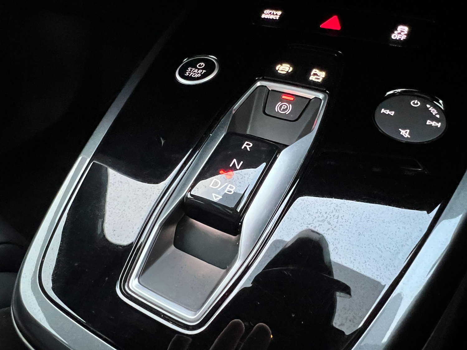 Used Audi Q4 e-tron 2024 for sale - 77066926: Photo 32