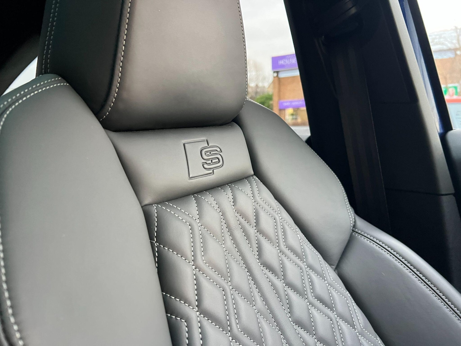 Used Audi Q4 e-tron 2024 for sale - 77066926: Photo 56