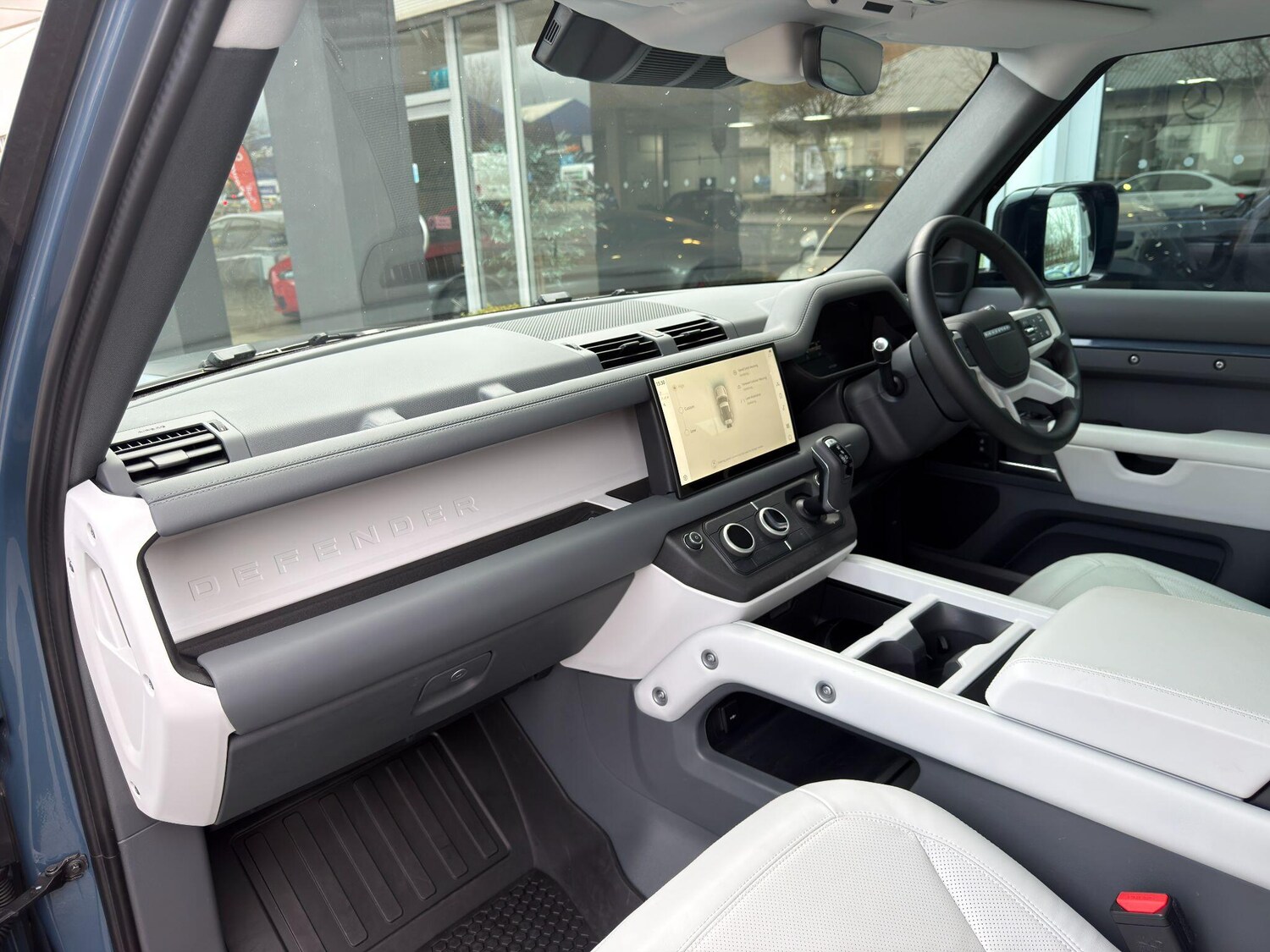 Used Land Rover Defender 90 2025 for sale - 77994209: Photo 15