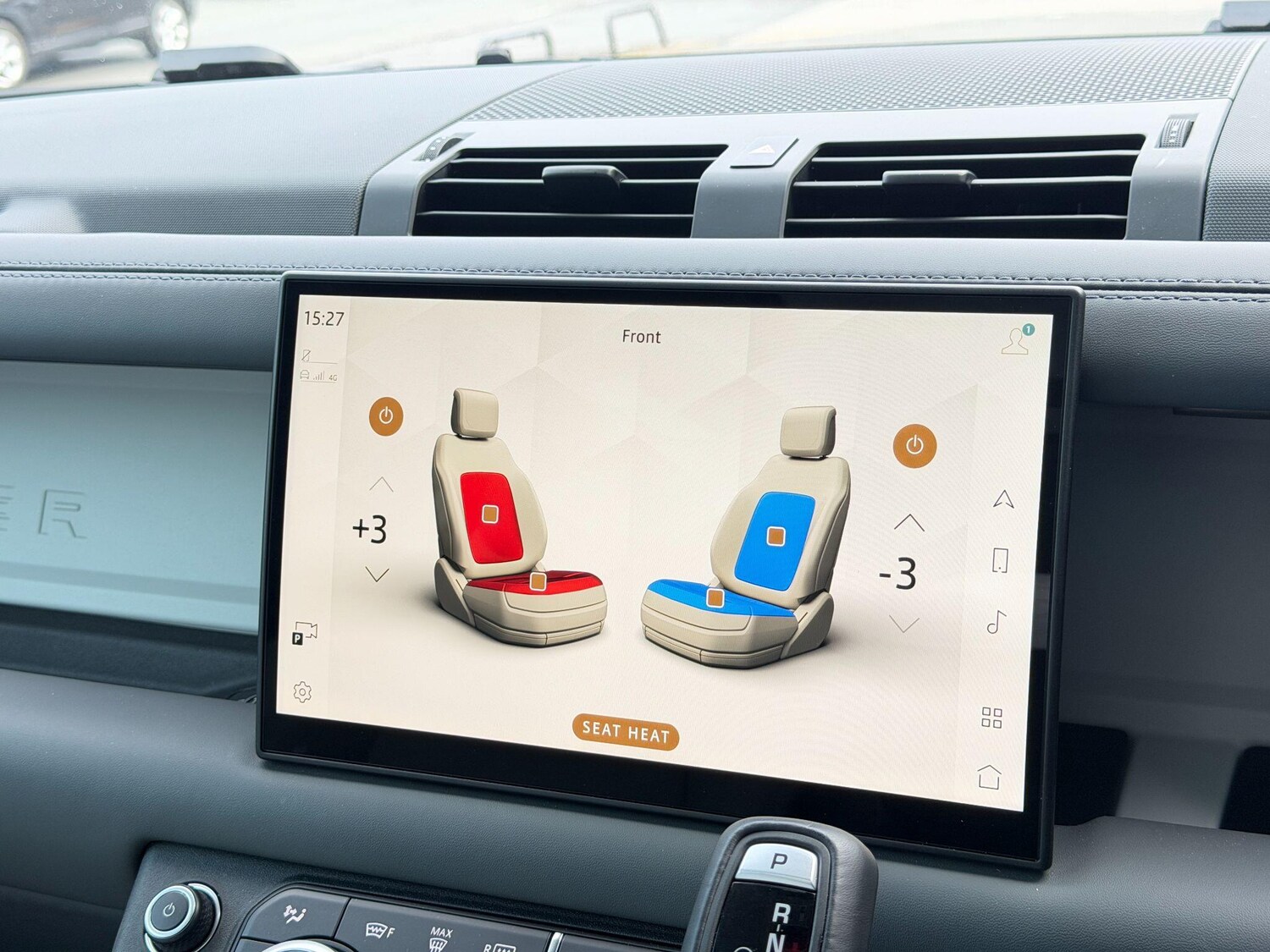 Used Land Rover Defender 90 2025 for sale - 77994209: Photo 34