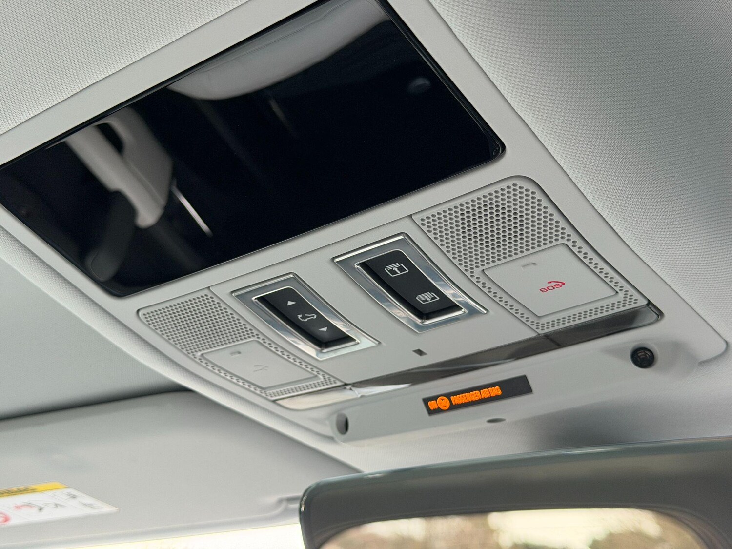 Used Land Rover Defender 90 2025 for sale - 77994209: Photo 48