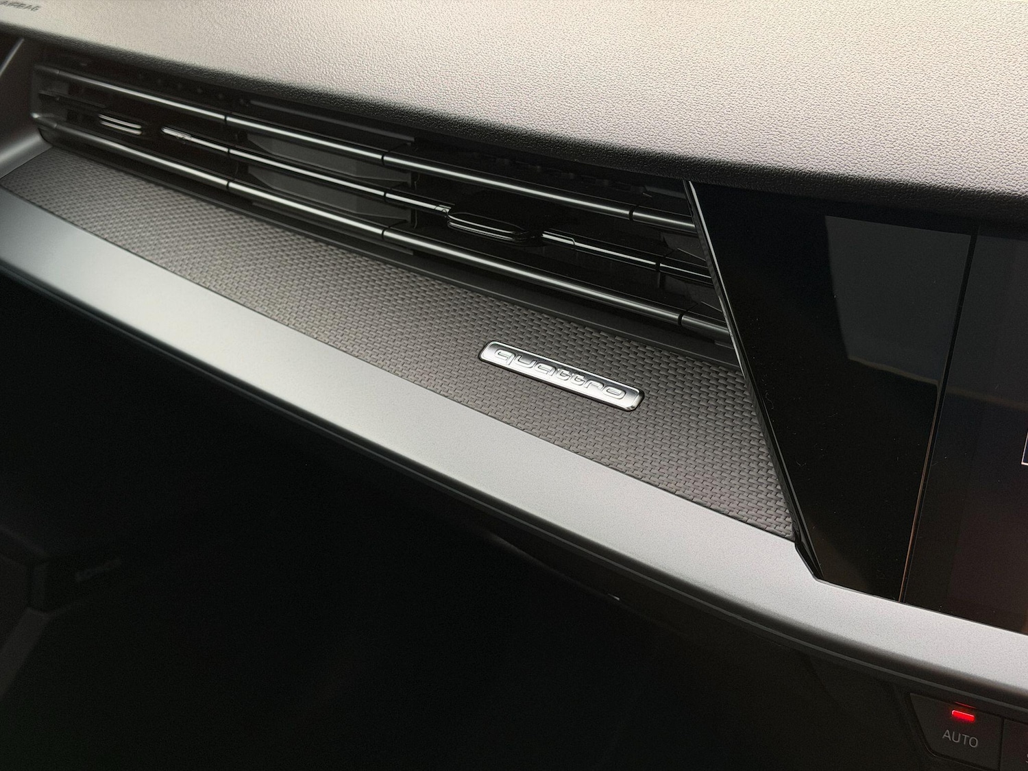 Used Audi RS3 2025 for sale - 76899062: Photo 42