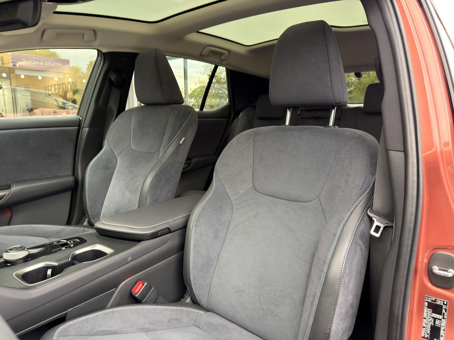 Used Lexus RZ 2023 for sale - 76136490: Photo 14