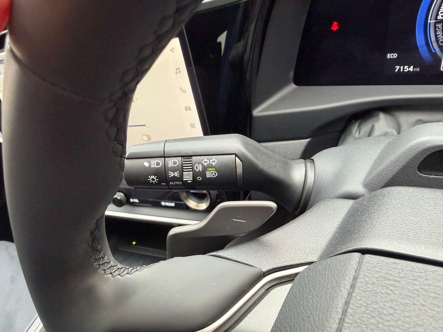Used Lexus RZ 2023 for sale - 76136490: Photo 46