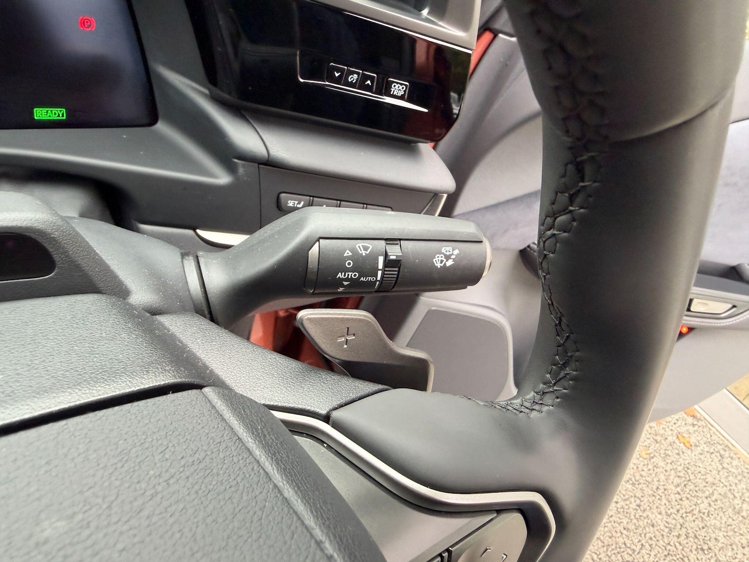Used Lexus RZ 2023 for sale - 76136490: Photo 47
