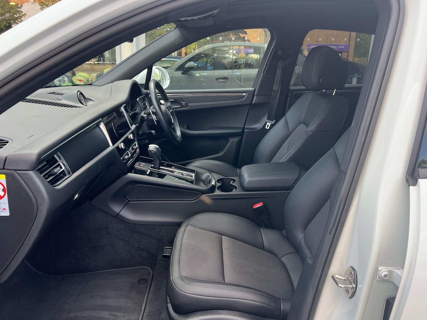 Used Porsche Macan for sale - 76832251: Photo 12