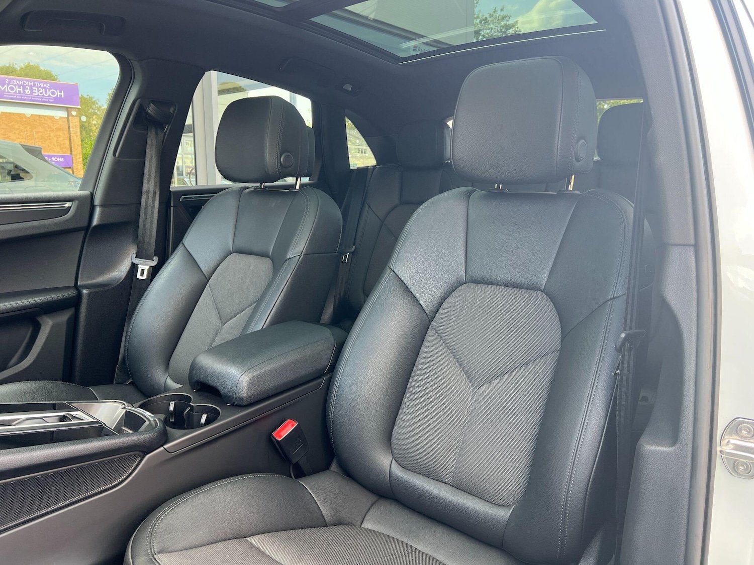 Used Porsche Macan for sale - 76832251: Photo 15