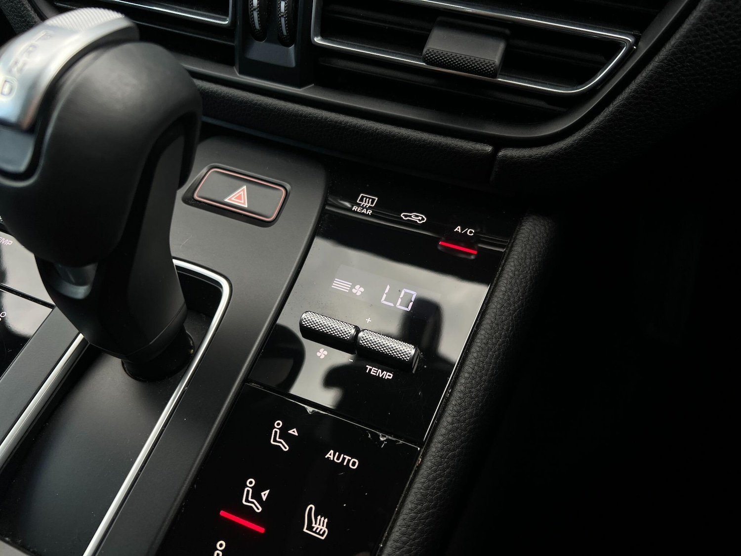 Used Porsche Macan for sale - 76832251: Photo 36