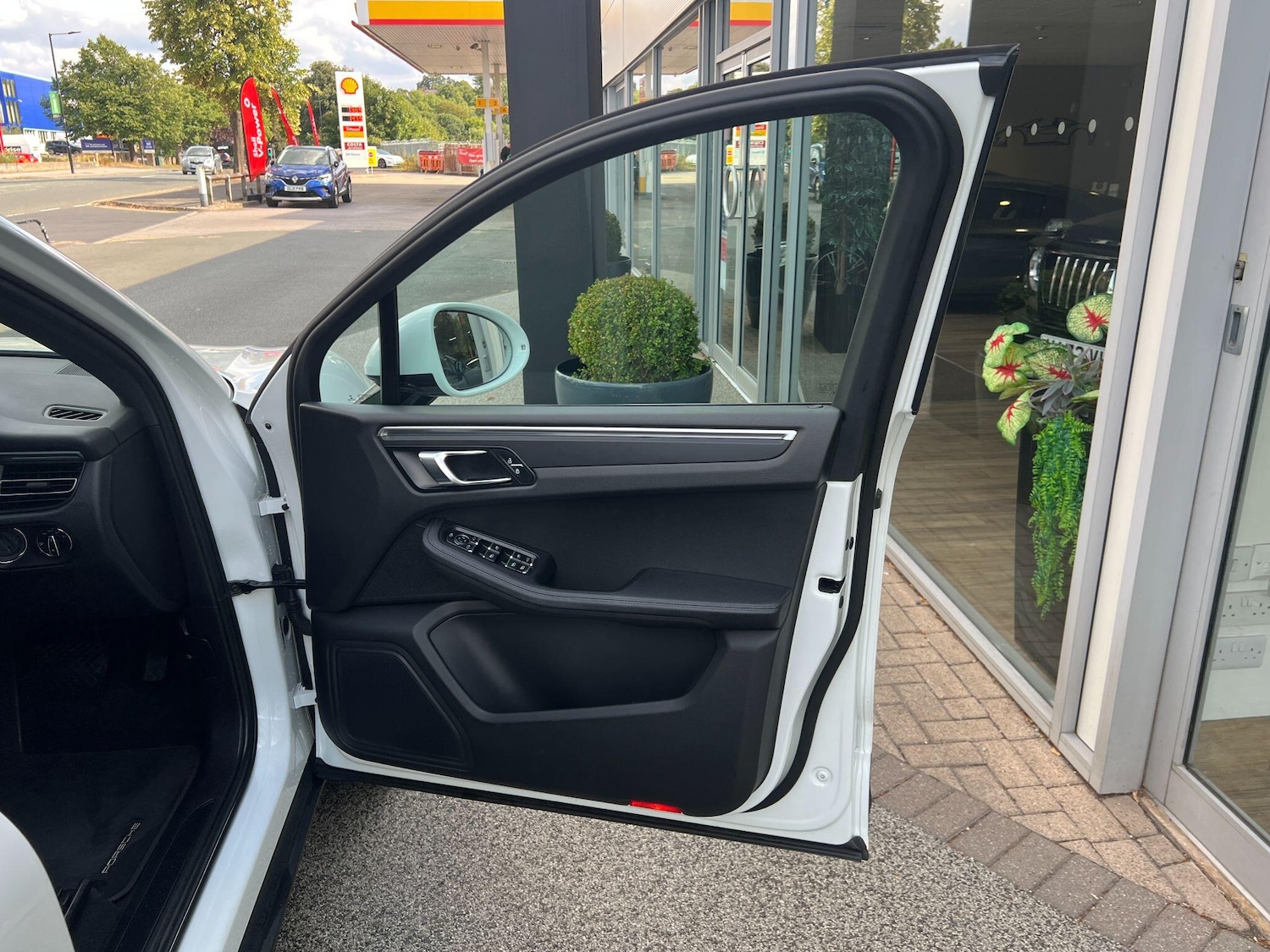 Used Porsche Macan for sale - 76832251: Photo 40