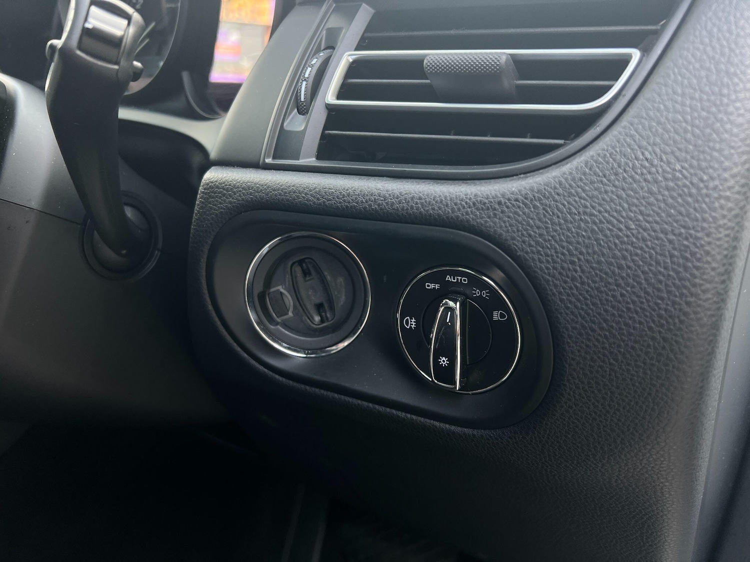 Used Porsche Macan for sale - 76832251: Photo 45