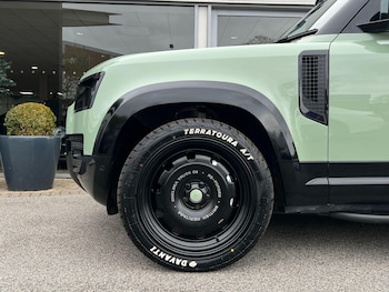 Used Land Rover Defender 90 2023 for sale - 79062410: Photo