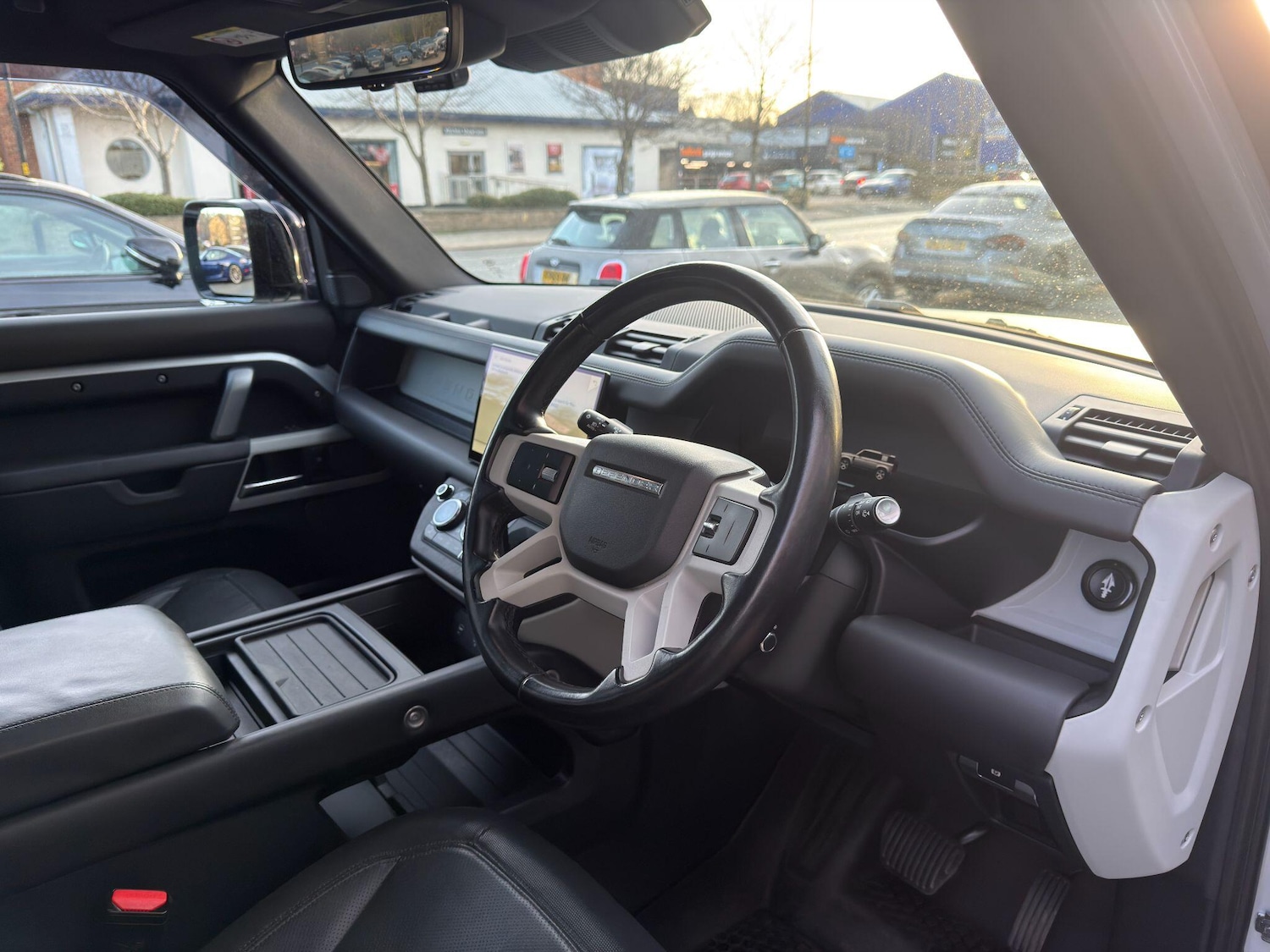 Used Land Rover Defender 110 2023 for sale - 77130789: Photo 18