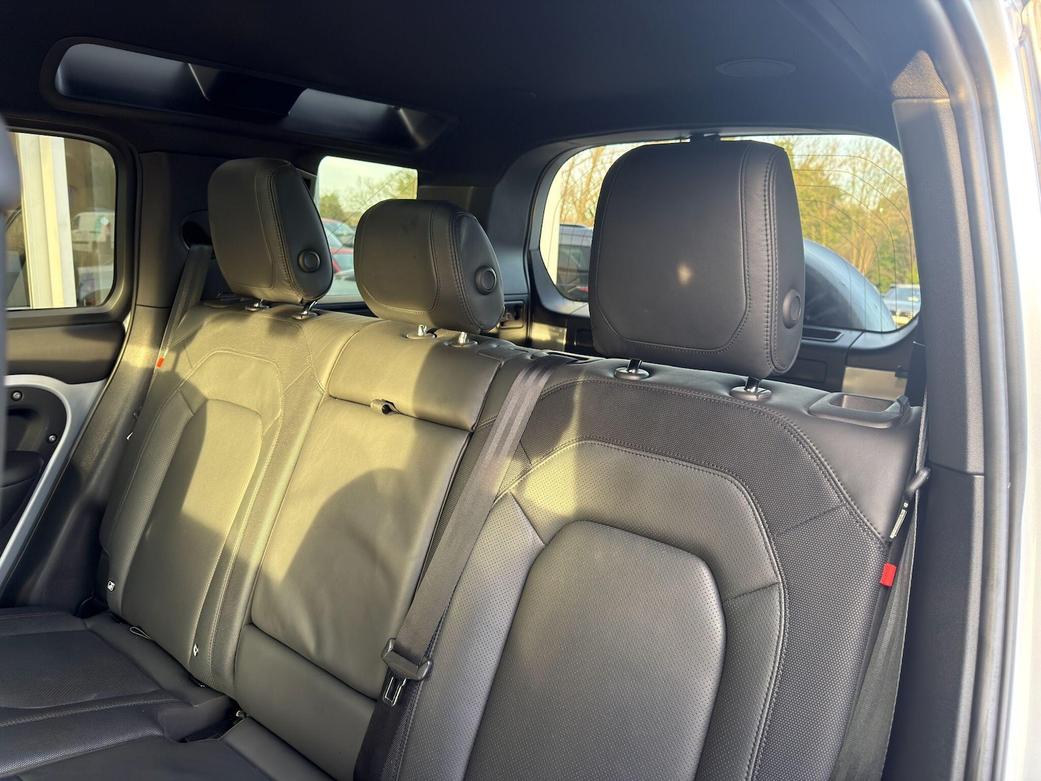 Used Land Rover Defender 110 2023 for sale - 77130789: Photo 26